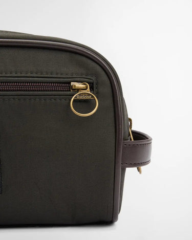 Barbour Wax Washbag Olive - KYOTO - Barbour