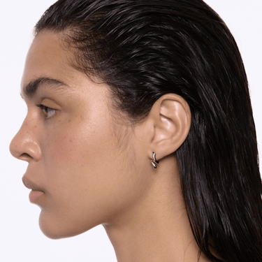 Maria Black Coil Curl Stud right Silver - KYOTO - Maria Black