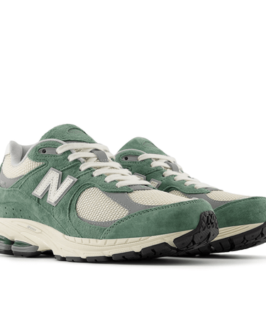 New Balance 2002R Sneakers green/offwhite - KYOTO - New Balance