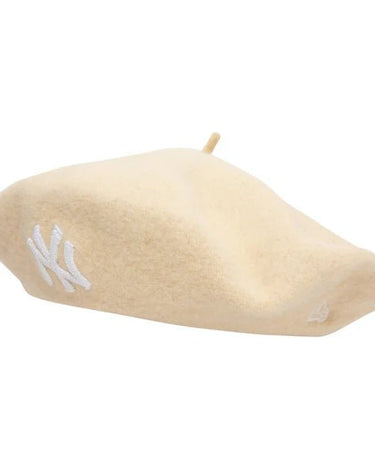 New Era FEMALE WOOL BERET NEW YORK YANKEES LTC hat beige - KYOTO - New Era