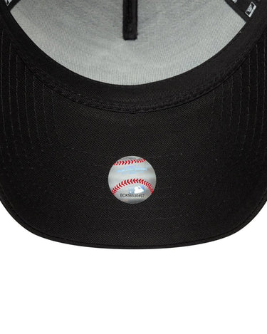 New Era LEAGUE ESSENTIAL TRUCKER NEYYAN BLKRIG cap - KYOTO - New Era