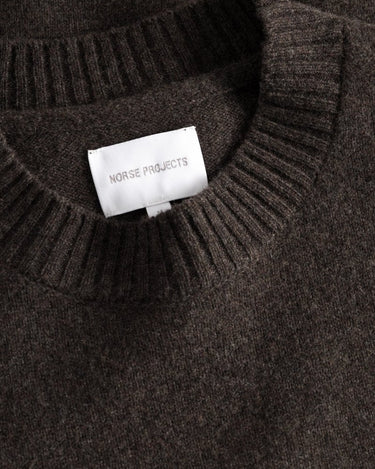 Norse Projects Standard Merino Lambswool Sweater Heathland Brown - KYOTO - Norse Projects