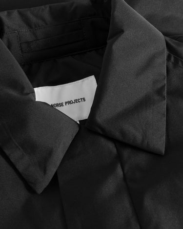 Norse Projects Vargo Gore - Tex Windstopper Raglan Mac Black - KYOTO - Norse Projects