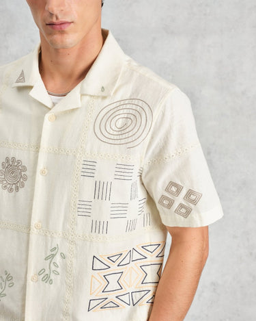 Wax London DIDCOT SS SHIRT DOODLE EMBROIDERY ECRU / MULTI - KYOTO - Wax London