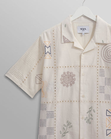 Wax London DIDCOT SS SHIRT DOODLE EMBROIDERY ECRU / MULTI - KYOTO - Wax London