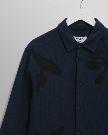 Wax London HALCOMB LS SHIRT APPLIQUE HERRINGBONE NAVY - KYOTO - Wax London