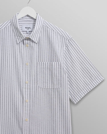 Wax London KEW SS SHIRT BOUCLE STRIPE WHITE - KYOTO - Wax London