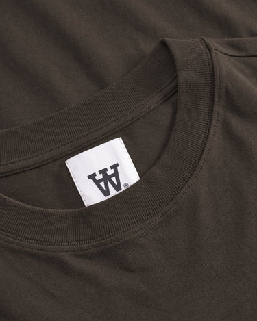 Wood Wood Asa seal Licorice Brown t-shirts - KYOTO - Wood Wood