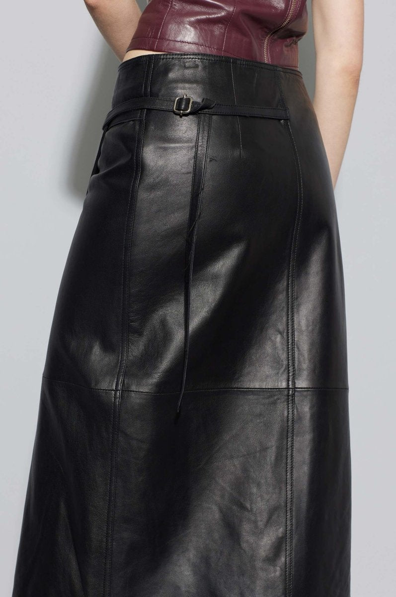 Reflection Leather Skirt Black - KYOTO oval square Skirts